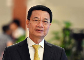 Ông Nguyễn Mạnh Hùng*