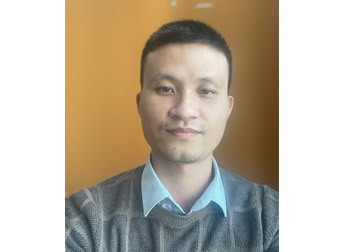 Ông Phùng Văn Định
