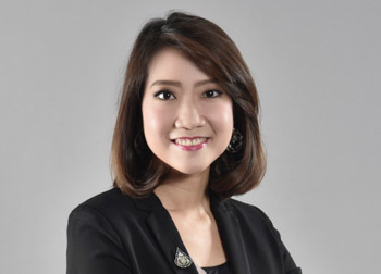 Bà Theresa Mathawaphan
