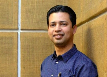 Ông Badar Khushnood