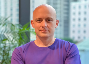 Ông Ryan Galloway